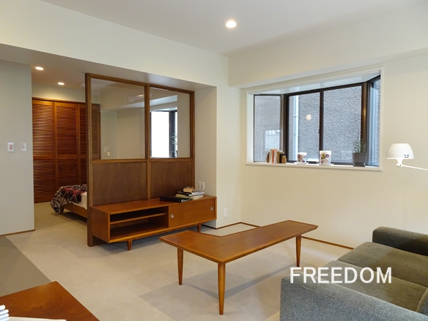 Pacific Furniture Service キャビネット ミラー Pacific Furniture Service 可笑しい キャビネット ミラー