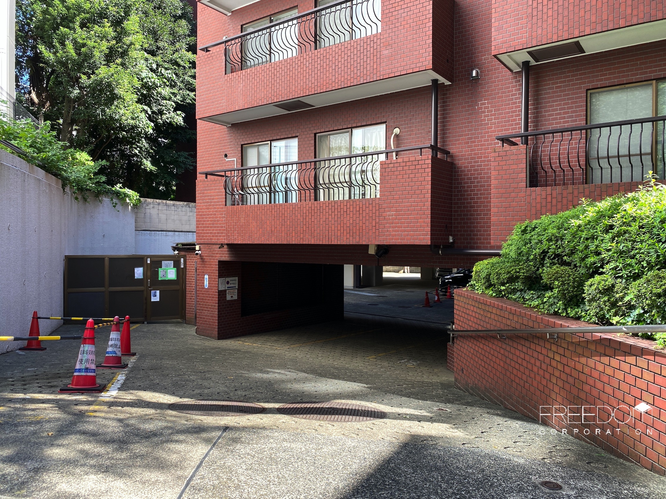 マンション広尾台 トップ ペット