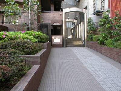 日神パレステージ西麻布