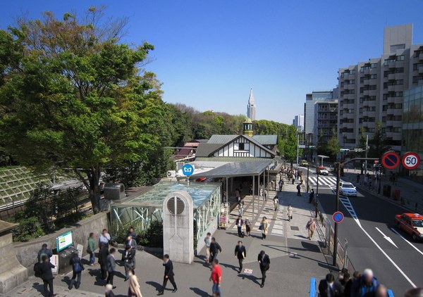 ＪＲ原宿駅.jpg