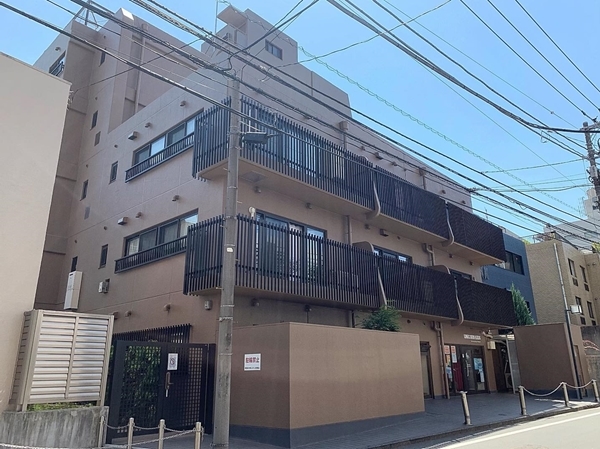 秀和第2材木町レジデンス