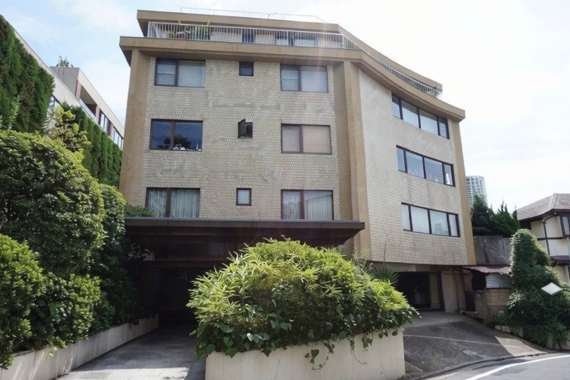 青葉台ロイヤルガーデン