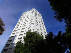 青山ザ・タワー外観共用部 (1)