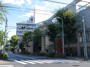 青山みゆき通り（根津美術館寄り）