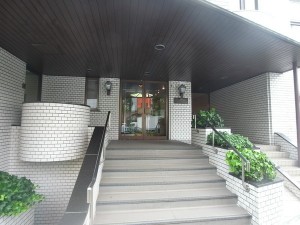 クラウン青山外観 (2)