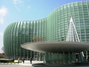 国立新美術館 (1).jpg