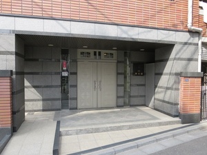 ジェイパーク神宮前外観2.jpg