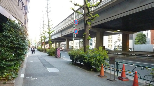 ヴィラージュ南青山 8F_前.jpg