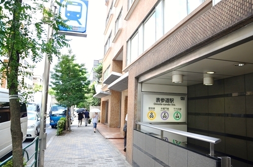 表参道駅.jpg
