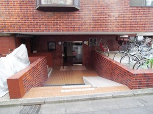 日興パレス南麻布203号室 (2).jpg