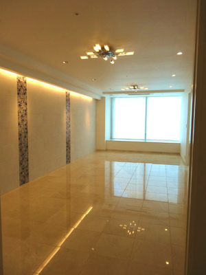 R6143617-4.jpg