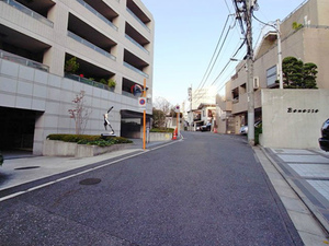 神宮外苑ハウス外観 (4).jpg