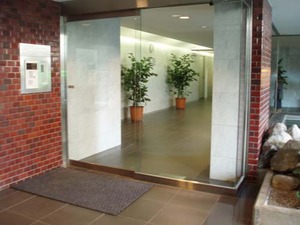 南青山アパートメンツ3.JPG