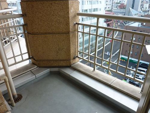 p1120943_r.jpg