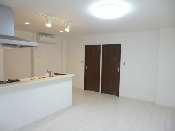 s0006.jpg