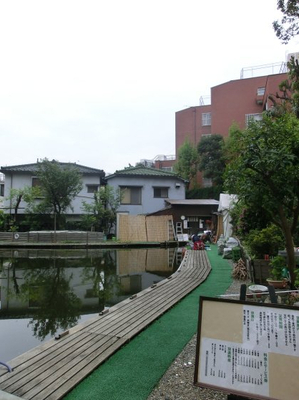 南麻布釣り堀.jpg