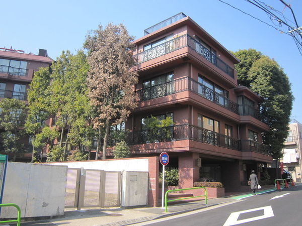 ドムス南麻布西館 (9).jpg