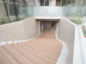 オープンレジデンシア南青山外観共用部 (2)