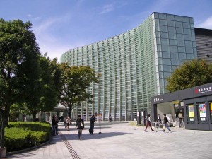 国立新美術館