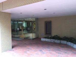 麻布ホームズ外観共用部 (9)