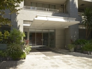麻布市兵衛ホームズ外観共用部 (9)