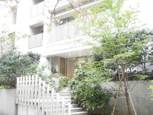 麻布市兵衛ホームズ外観共用部 (8)