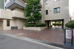 南青山パークマンション_外観共用部