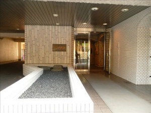 マンションヴィップ新宿御苑外観 (1)