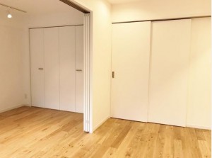 寝室リビング