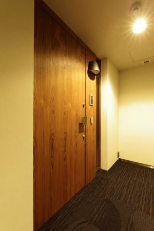 302玄関ドア