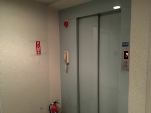 サンビューハイツ北参道外観共用部  (1)