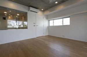 305室内5