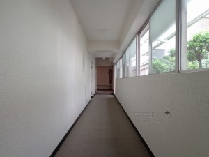 アポセント千駄ヶ谷-共用廊下