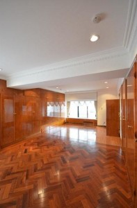 室内7
