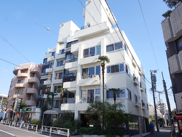 外苑アビタシオン