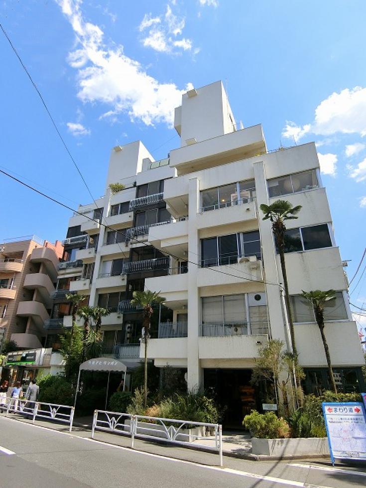 外苑アビタシオン-外観写真