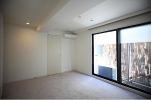 室内4