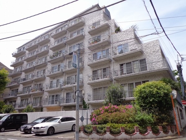 秀和高樹町レジデンス外観共用部 (1)