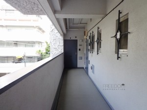 秀和高樹町レジデンス外観共用部 (11)