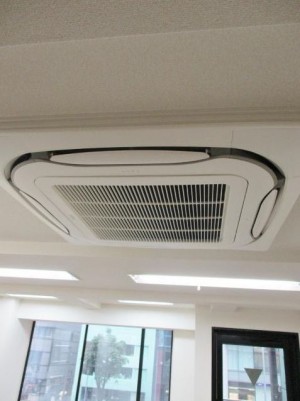 ビルトインエアコン