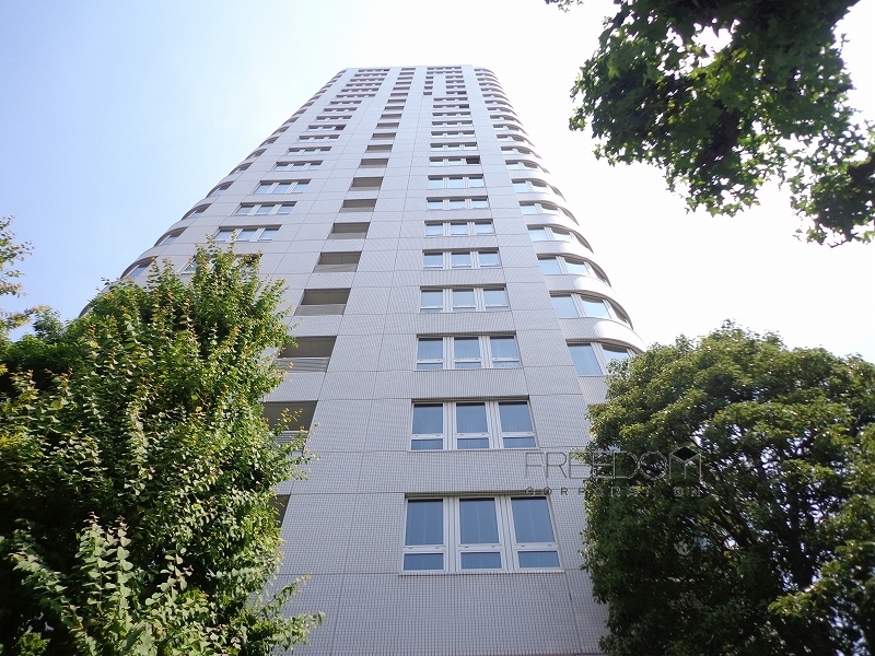 青山ザ・タワー