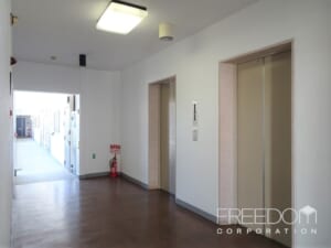 秀和代々木レジデンス_共用部